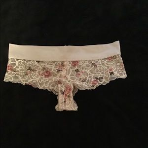 Victoria secret / PINK underwear (worn once)